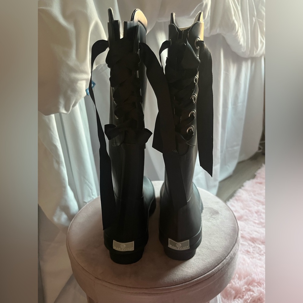 Marley Lily black bow rain boots